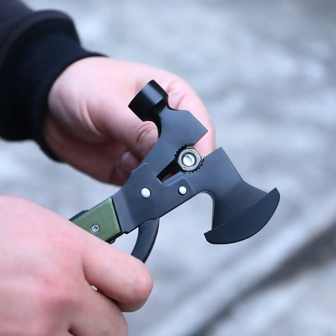 Ozark Trail 19-in-1 Survival Tool with Aluminum Handle – 6.3"